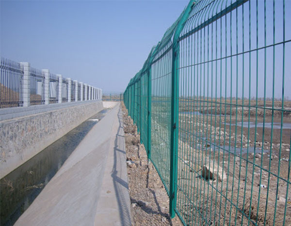 How to improve the anti-collision performance and safety of guardrail nets